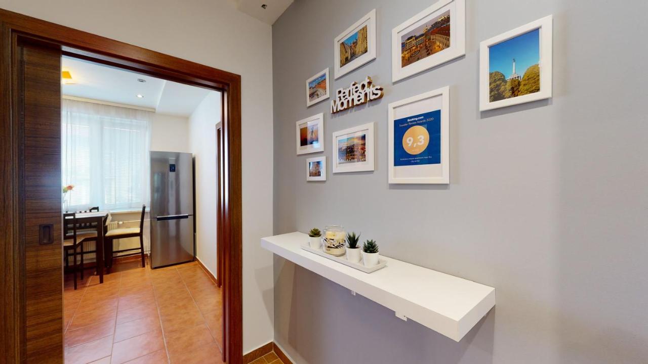 2Br Apt With Free Garage Parking, Close To The Historic Centre บราติสลาวา ภายนอก รูปภาพ